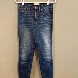 *GENTLY WORN* Madewell Size 27 10" High-Rise Skinny Jeans
